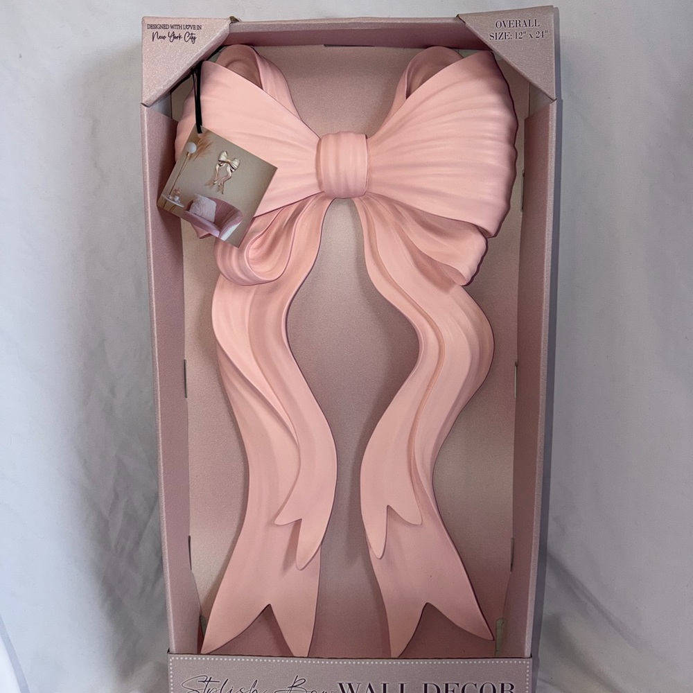 🎀 2’ TALL LIGHT PINK BOW WALL DECOR 🎀